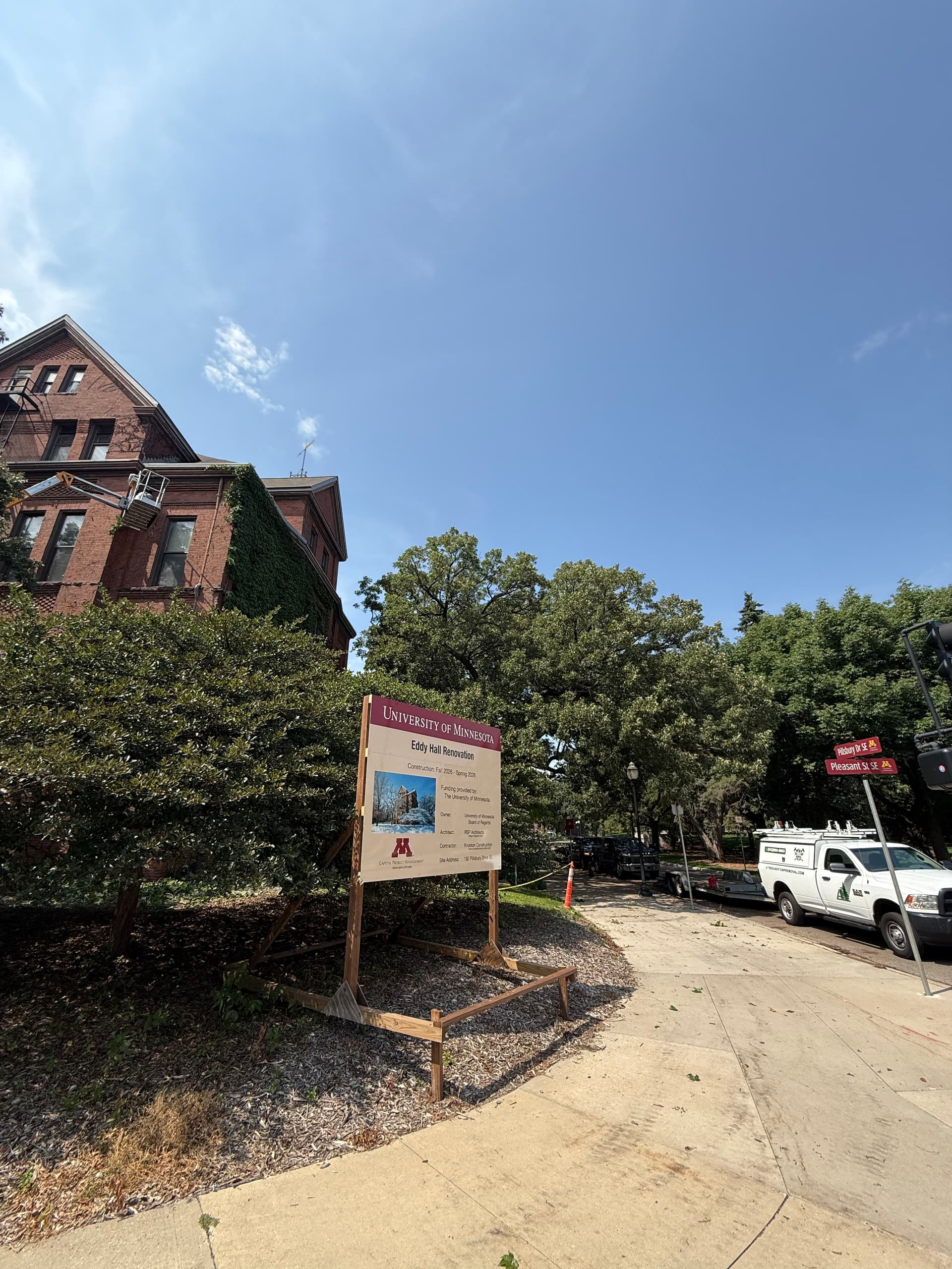 Gallery photos for Tree Removal at Eddy Hall - University of Minnesota: Image #1